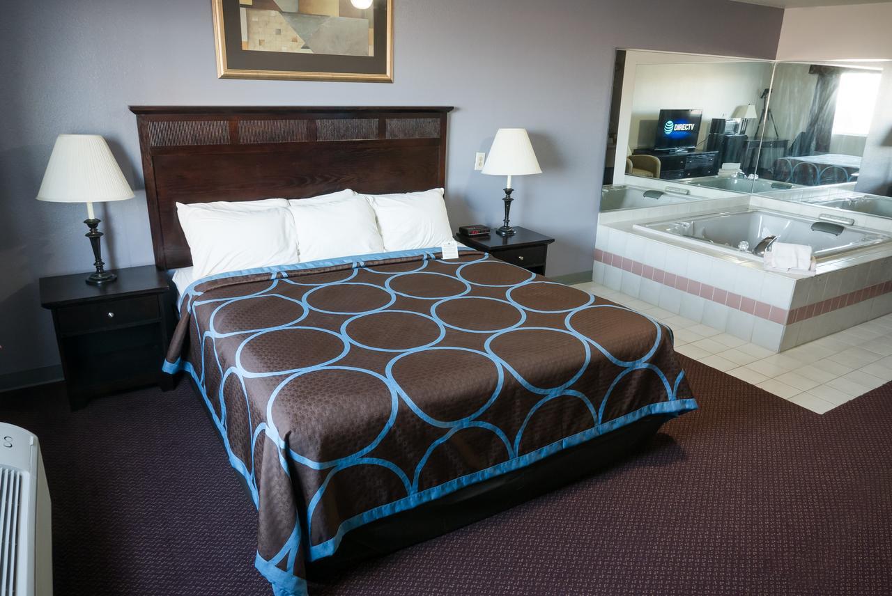 Cobblestone Inn & Suites - Platteville Exteriör bild