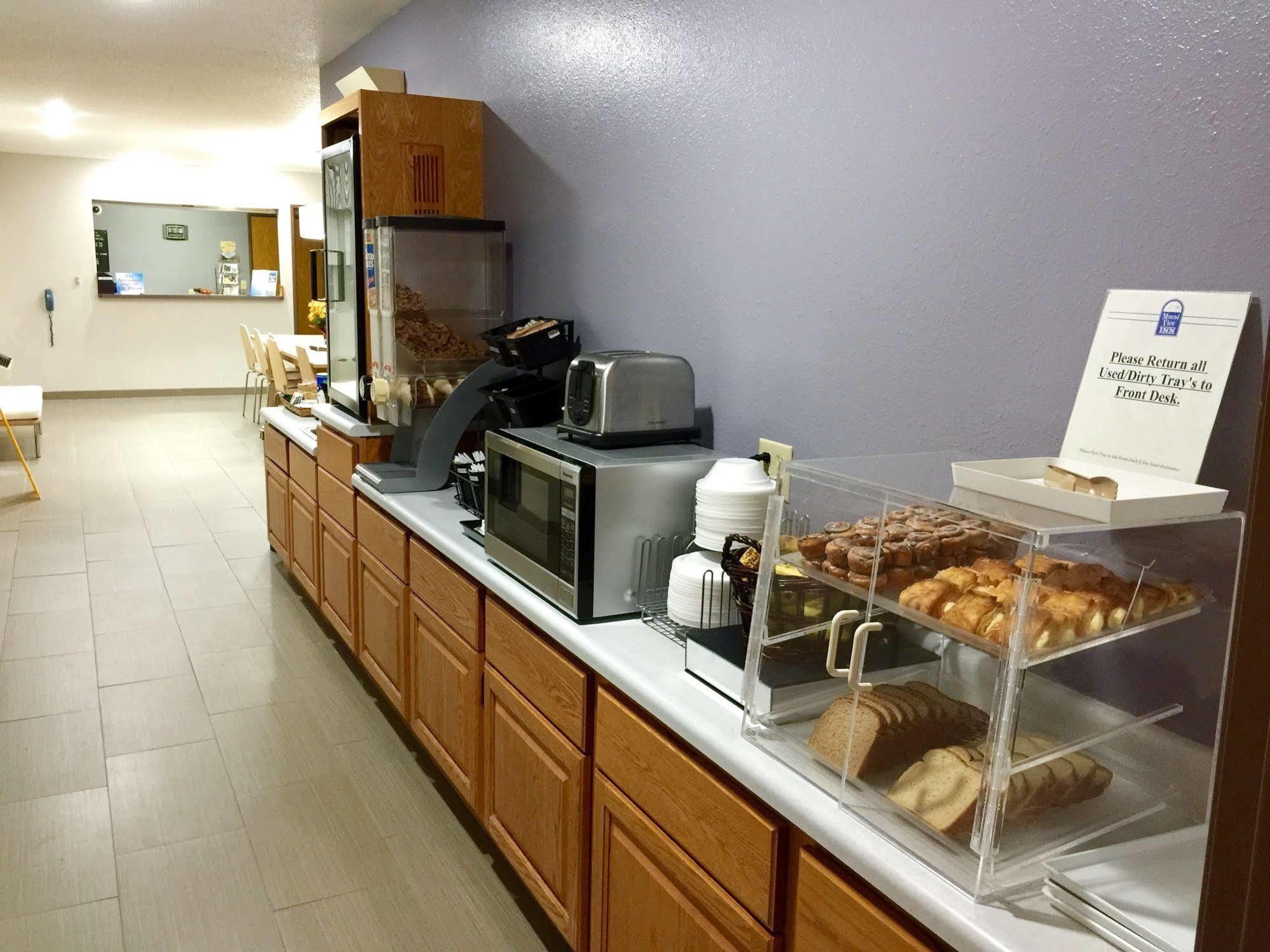 Cobblestone Inn & Suites - Platteville Exteriör bild